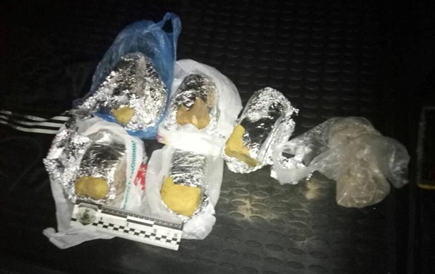 Взрывчатка в авто: киевская полиция раскрыла подробности