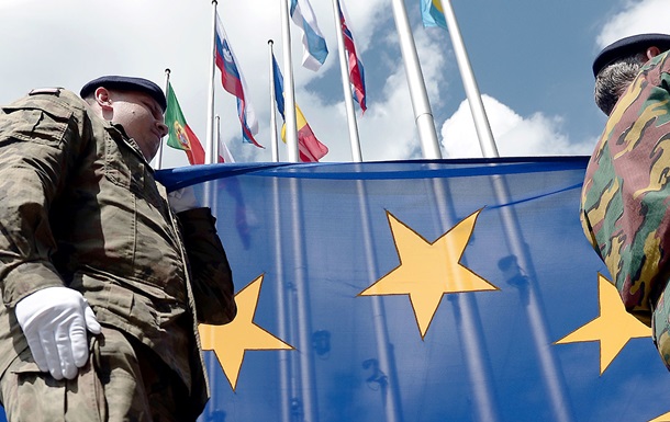 Cтраны ЕС подписали пакт о военном сотрудничестве