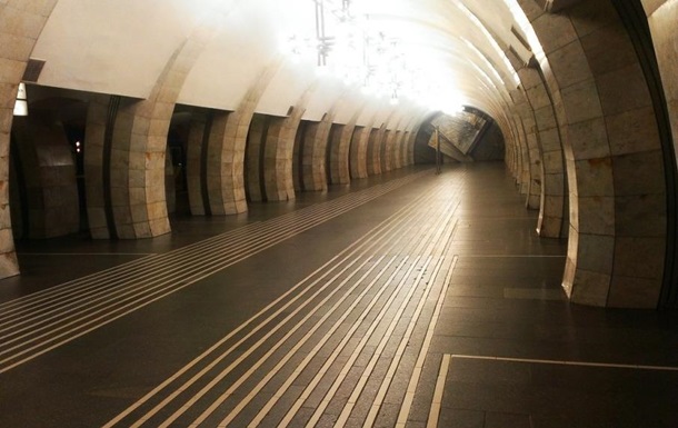  В Киеве станция метро Лыбедская возобновила работу