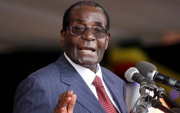 Reuters: Мугабе смещен с поста главы правящей партии