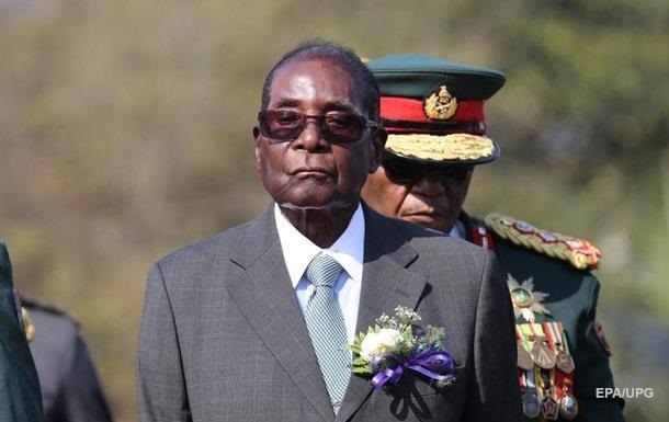 Мугабе і його дружині дозволили залишитися в Зімбабве