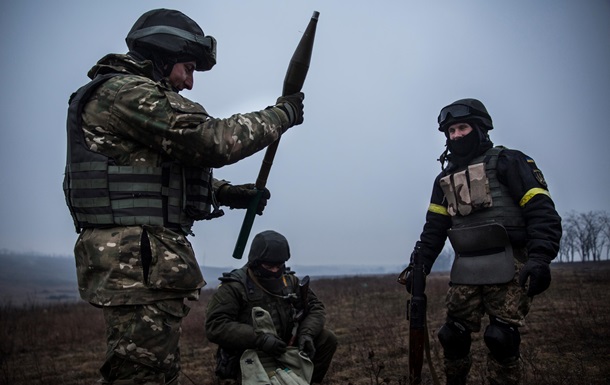 Штаб АТО: За сутки погибли два украинских бойца