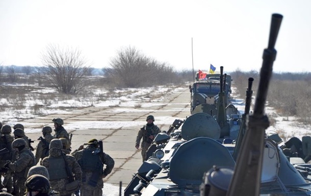 У зоні АТО 12 обстрілів, втрат немає - штаб