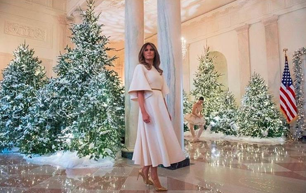 Меланія Трамп прикрасила Білий дім до Різдва
