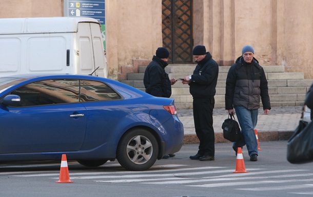 Поліція: З початку року в Україні викрали більше 7500 авто