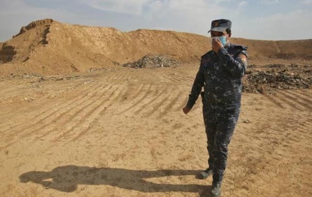В Іраку знайшли масові поховання убитих ІДІЛ єзидів