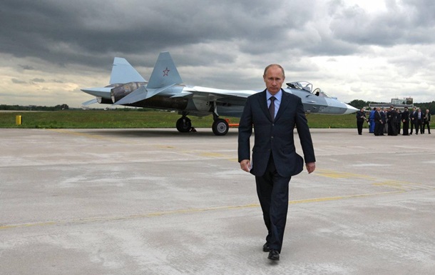 Путін прибув у Сирію і заявив про виведення військ