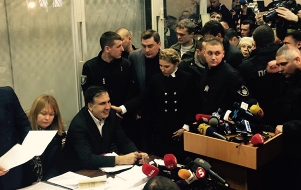 Саакашвили в голодовке равняется на Тимошенко