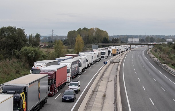 Проїзд по платній ділянці траси Київ - Москва подорожчає вдвічі - ЗМІ