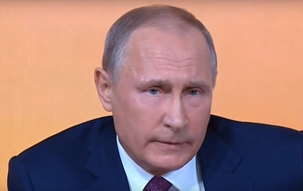 Путін розповів анекдот у відповідь на питання про військові витрати