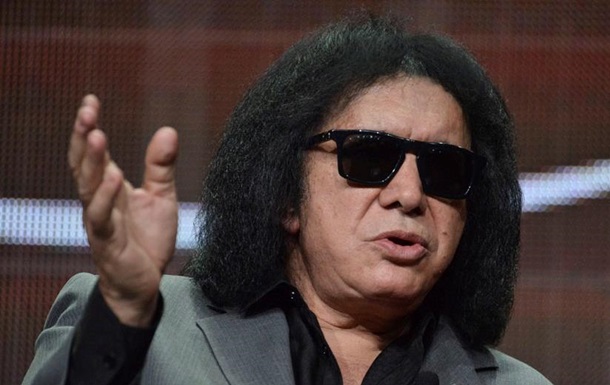 Одного із засновників групи Kiss звинуватили в домаганнях