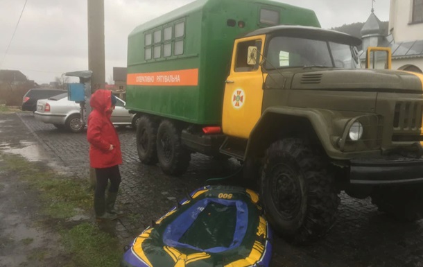 Майже 1000 домогосподарств підтопило на Закарпатті