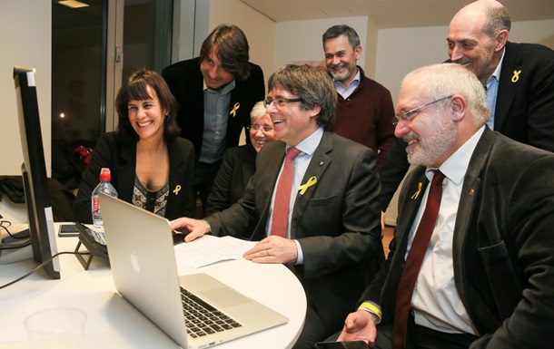 Большинство в парламенте Каталонии получили сторонники независимости