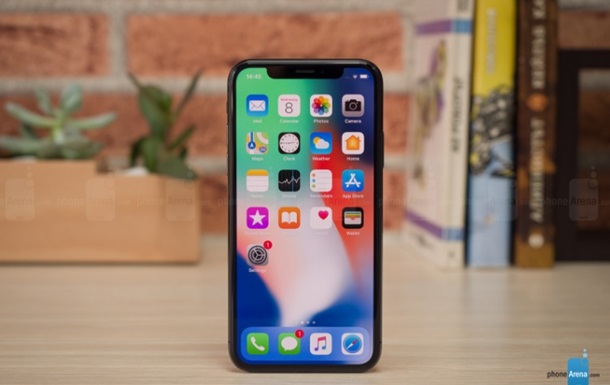 Apple розробляє iPhone з OLED-дисплеєм 6,5 дюйма - ЗМІ
