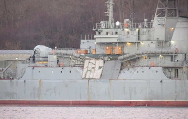 В России назвали причину аварии корабля Черноморского флота