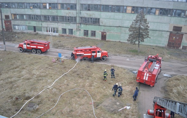 В Чернигове на предприятии произошел масштабный пожар