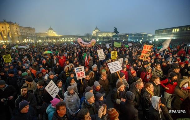 В Австрии прошли массовые протесты против нового правительства