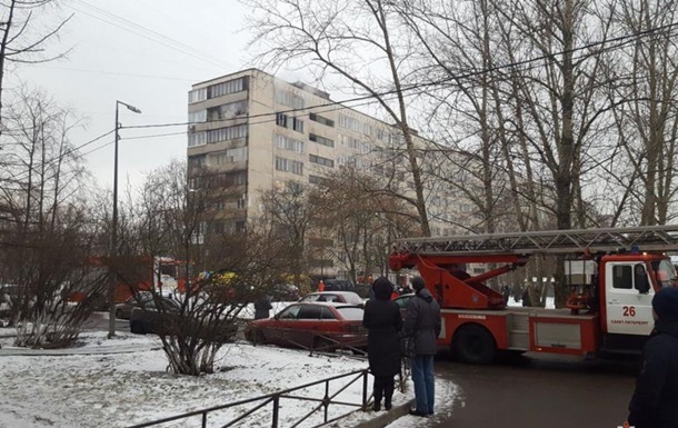 В России спаслись от пожара мать с сыном, выпрыгнув с восьмого этажа