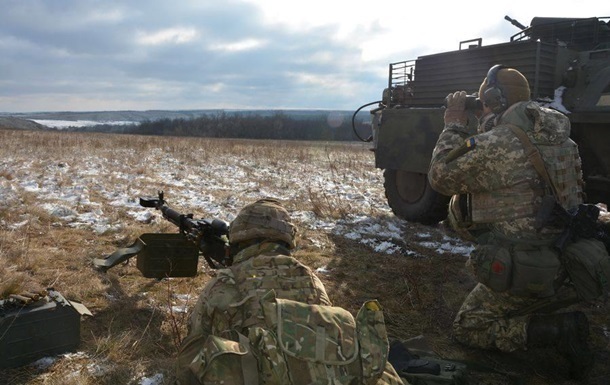 Штаб: На Донбассе погибли двое военных 