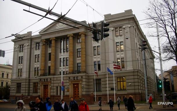 Латвия требует от Украины исключить ее из списка офшоров