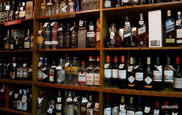 Алкоголь назвали причиной возникновения семи видов рака