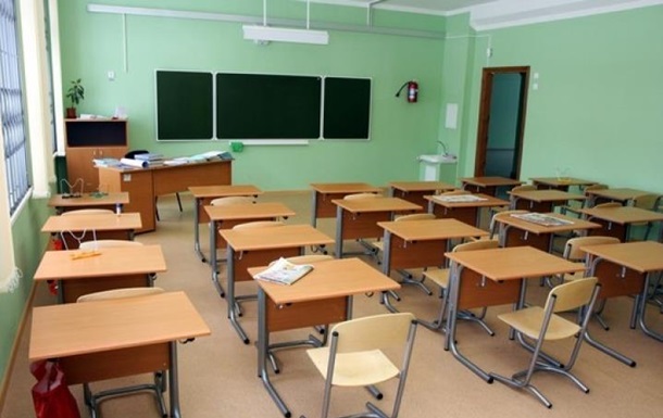Школы Ровно закрываются на карантин
