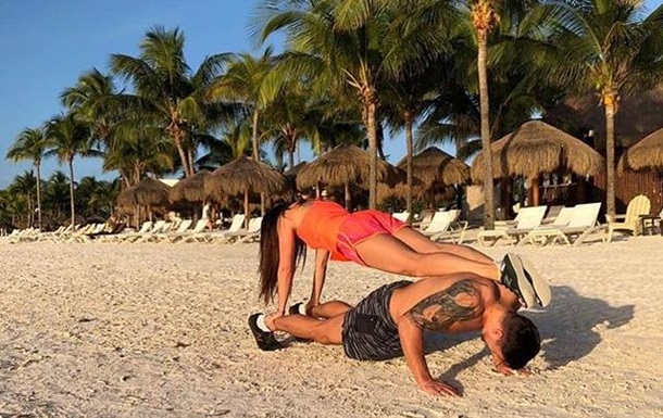 Усик показав фото тренувань з дружиною