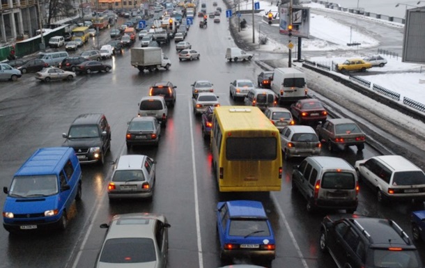 Долг киевских водителей по транспортному налогу превысил 72 млн грн
