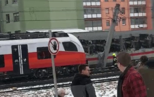 В Австрии столкнулись два пассажирских поезда
