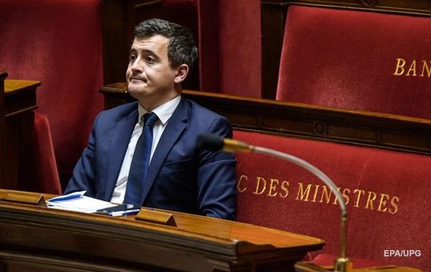 Во Франции министра допросили по обвинению в изнасиловании – СМИ