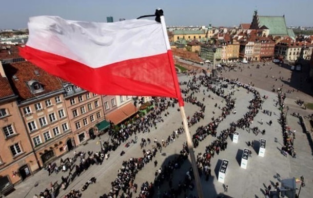 Польша не заморозит  антибандеровский  закон