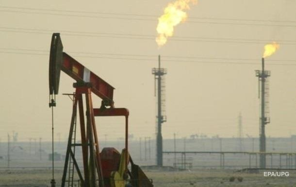 Цена на нефть опустилась ниже 67 долларов