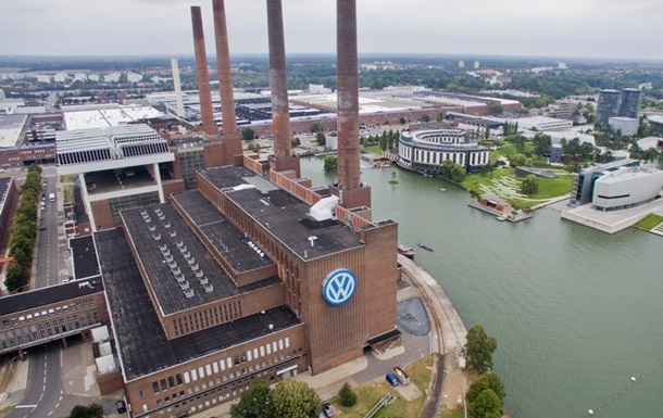 Прокуратура провела обшуки у штаб-квартирі VW