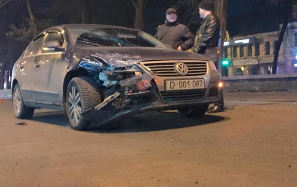 У Києві дипломатичне авто Росії потрапило у ДТП