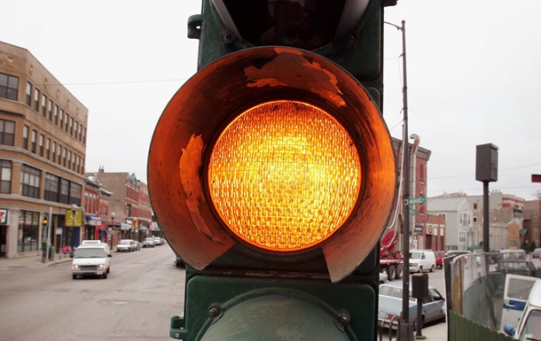  Желтый  режим светофора могут отменить после аварии в Кривом Роге 