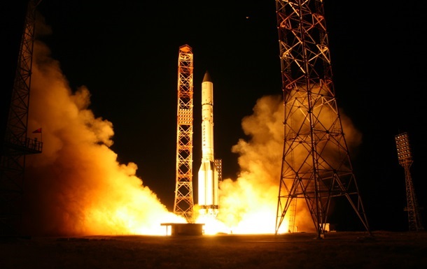 Росія запустила Протон-М з військовим супутником