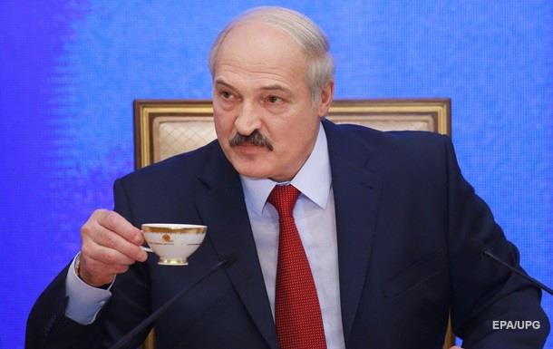Лукашенко хочет научить белорусов пить по-европейски
