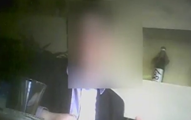 НАБУ показало видео получения взятки сотрудником СБУ