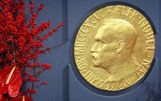 Нобелевcкую премию по литературе хотят перенести из-за секс-скандала