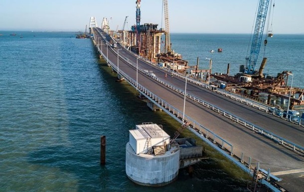 Росія відстрочила завершення будівництва Керченського мосту