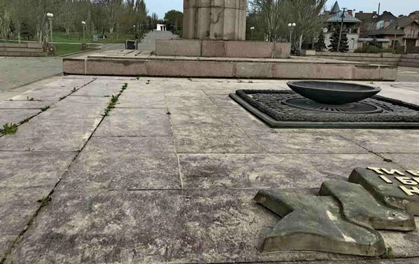 После 9 мая уникальный херсонский Монумент Славы пойдёт под снос