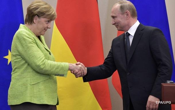 Меркель і Путін обговорили ситуацію в Україні