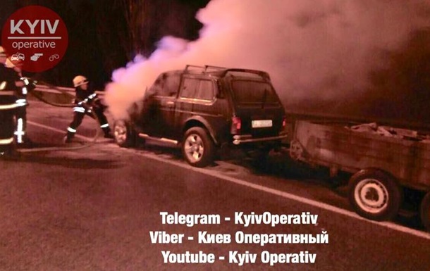 У Києві на ходу загорілося авто