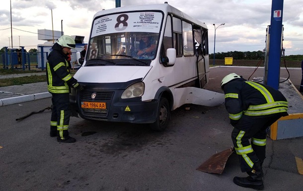 В Кропивницком прогремел взрыв на АЗС, есть пострадавшие