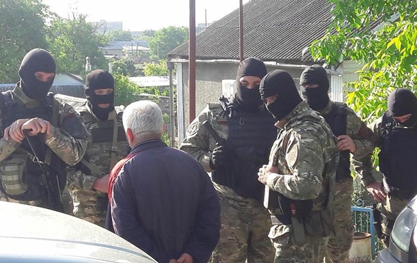 У крымских татар в Бахчисарае начались новые обыски