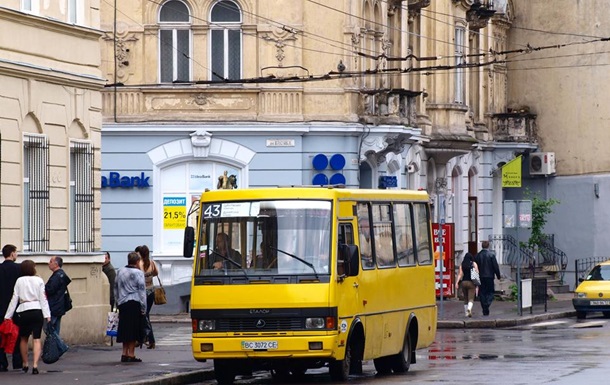 У львівській маршутці помер пасажир