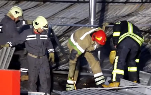В Киеве произошел пожар возле метро Академгородок