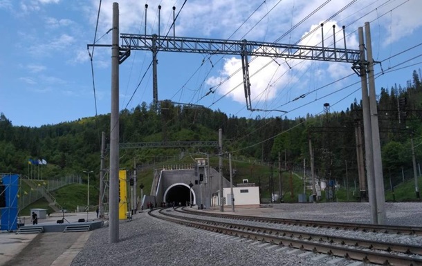 В Україні відкрили Бескидський тунель