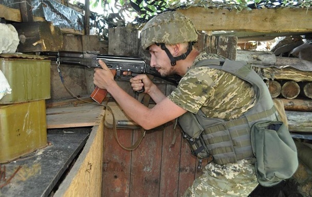 Штаб: Ситуація в районі ООС залишається складною