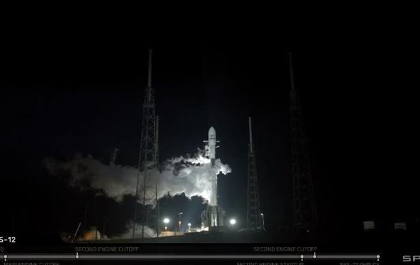 SpaceX запустила ракету Falcon 9 с европейским спутником связи